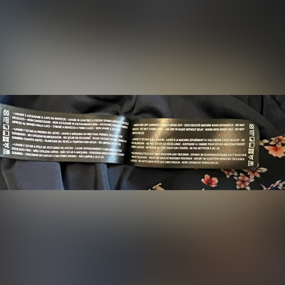 NWT The Fifth Label East Short in Navy Patchwork - Picture 11 of 15